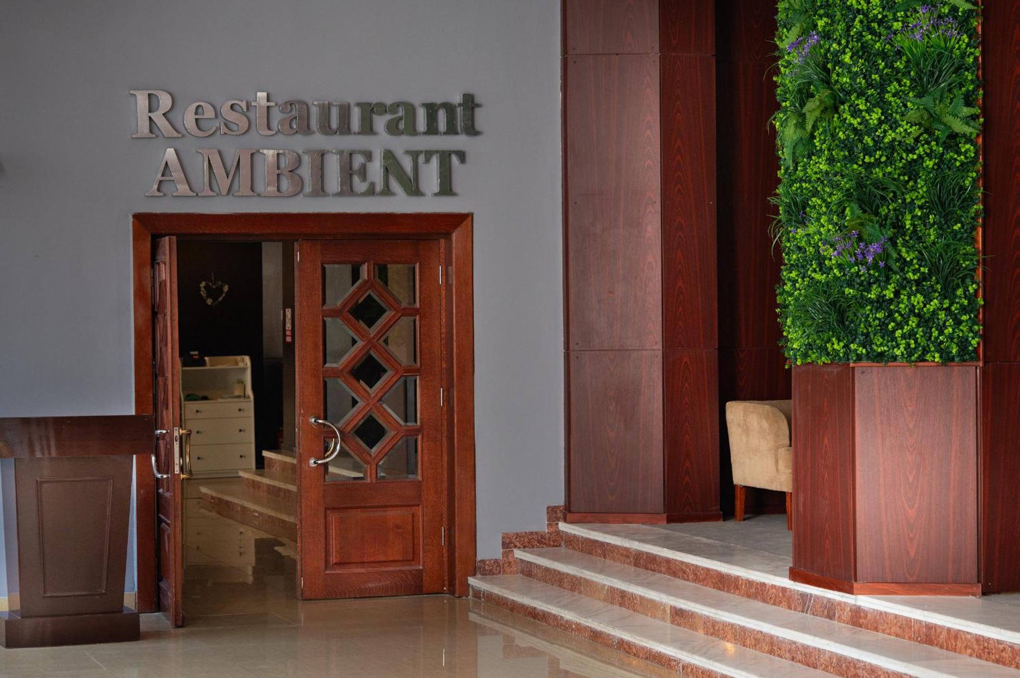 Hotel Ambasador مامايا المظهر الخارجي الصورة