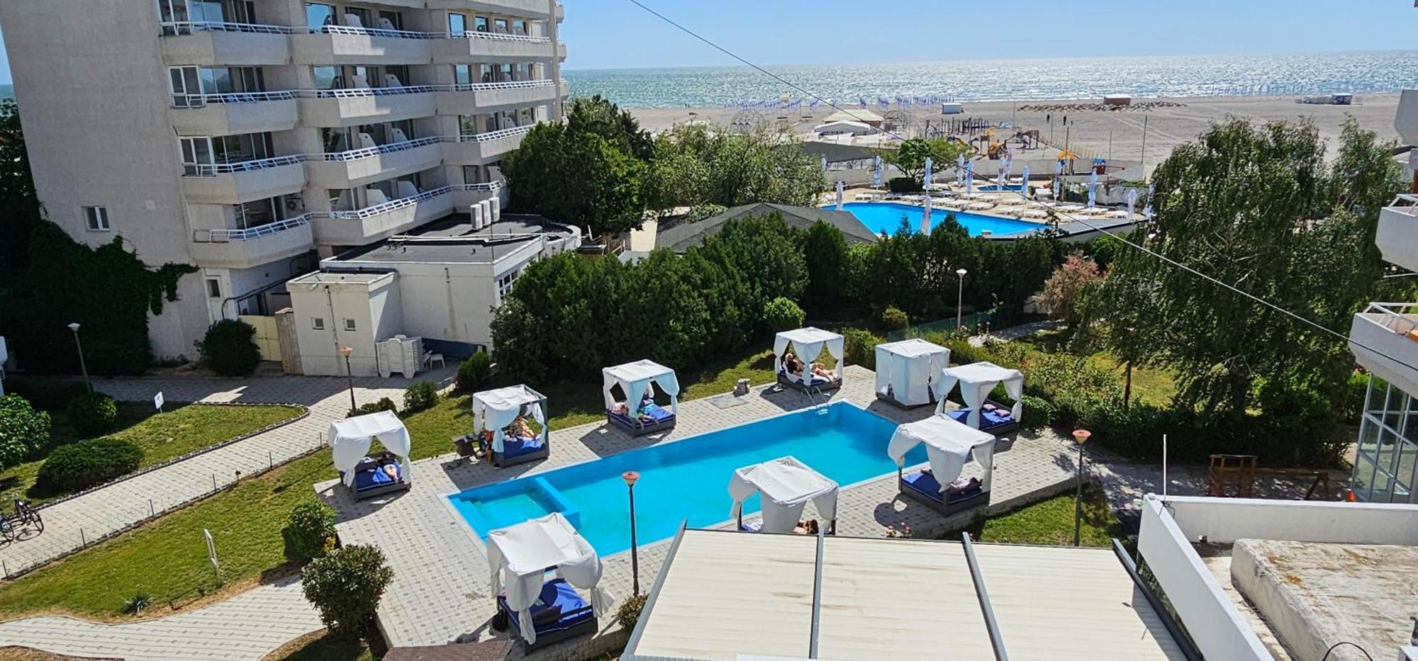 Hotel Ambasador مامايا المظهر الخارجي الصورة